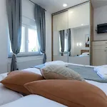 Relax With Sauna & Jacuzzi &gym *