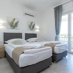 Relax With Sauna & Jacuzzi &gym Villa Gornji Zemunik