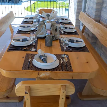 Villa Relax With Sauna & Jacuzzi &gym Gornji Zemunik