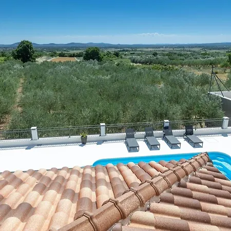 Relax With Sauna & Jacuzzi &gym