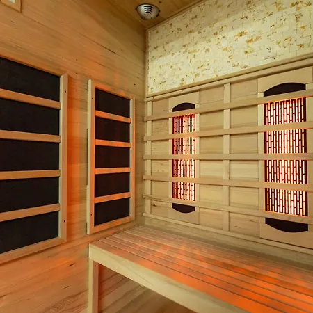 Relax With Sauna & Jacuzzi &gym 빌라 Gornji Zemunik