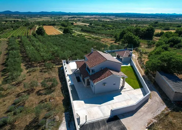 Relax With Sauna & Jacuzzi &gym וילה *