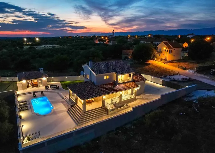 וילה Relax With Sauna & Jacuzzi &gym *