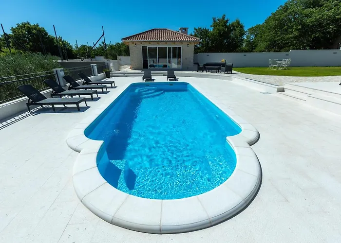 Relax With Sauna & Jacuzzi &gym Vila