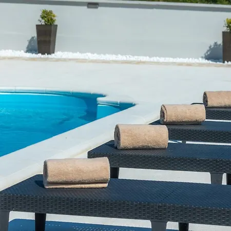 Relax With Sauna & Jacuzzi &gym Villa