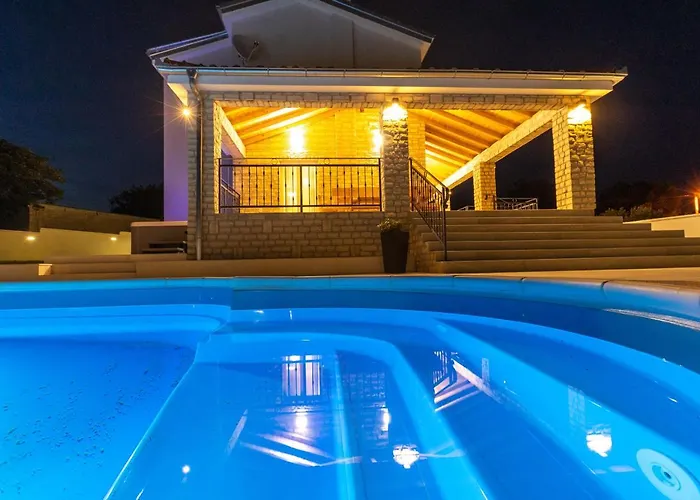 Βίλα Relax With Sauna & Jacuzzi &gym