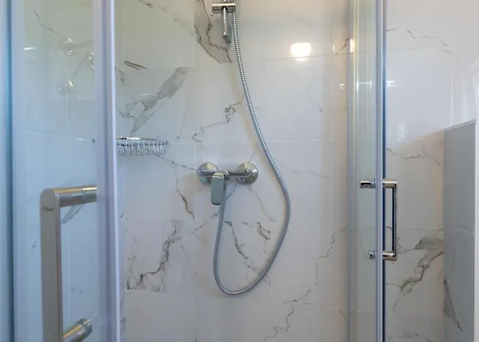Relax With Sauna & Jacuzzi &gym Βίλα Gornji Zemunik